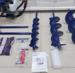 Earth Auger Hyundai 52cc With 4,6 & 8 inch Bits Korea.