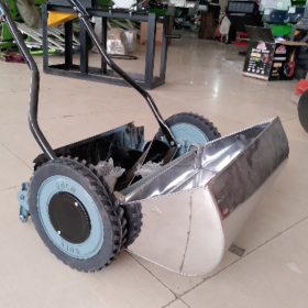 Manual Lawn Mover6