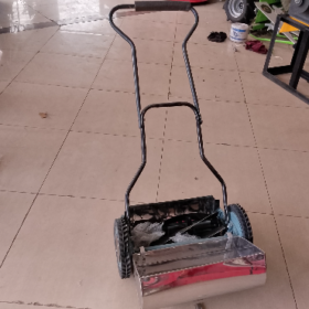 Manual Lawn Mover8